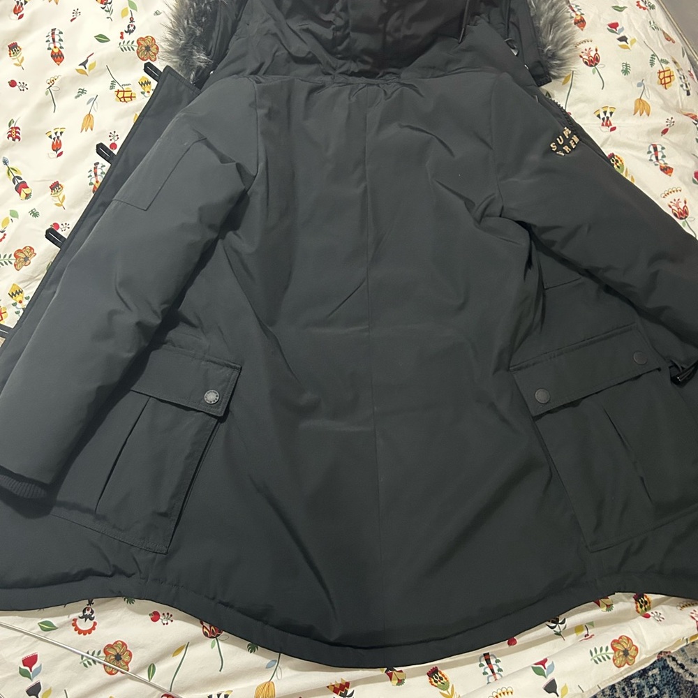 SUPERDRY PREMIUM snow coat. - Picture 6 of 7